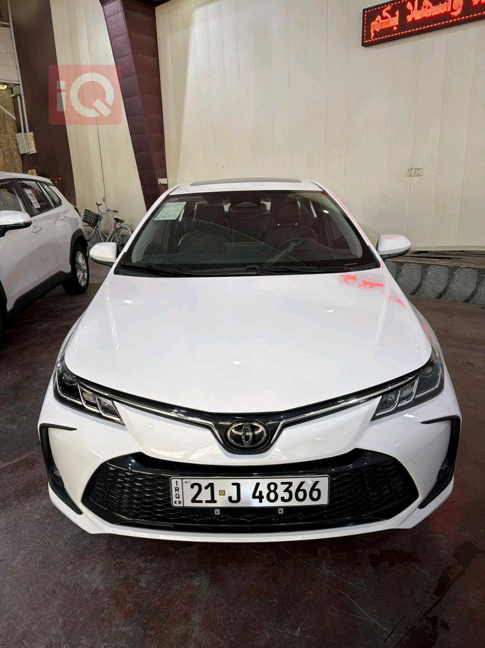 تۆیۆتا کۆرۆلا